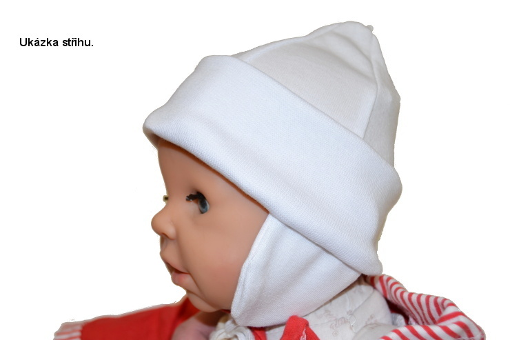 Kojenecká čepička Dětský svět Lamová Kamil červená