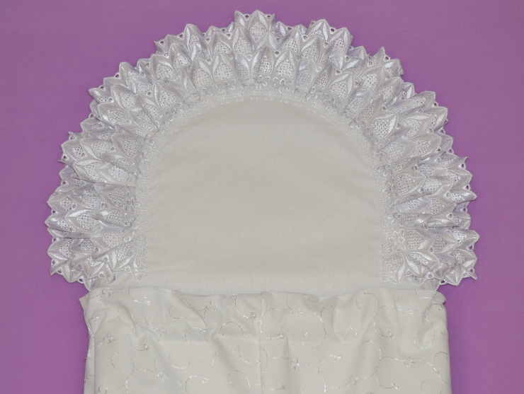 Krajková zavinovačka s madeirou a krajkou, Dětský svět, Markétka