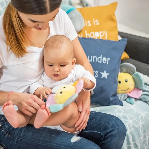 Dětské chrastítko Baby Ono štěrkající kytička
