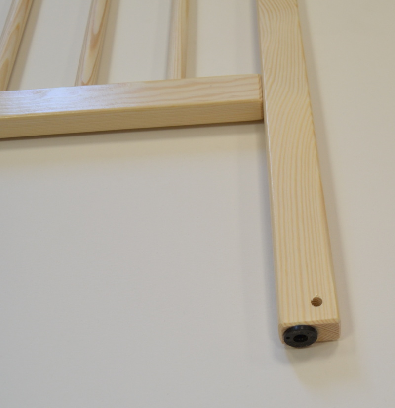 Odborné navrtání koleček na postýlku