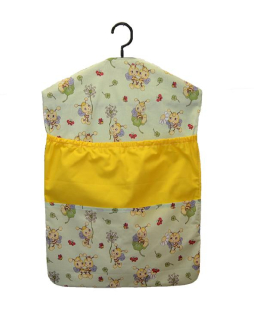 Kapsář na ramínko do školky Dětský svět Včelky